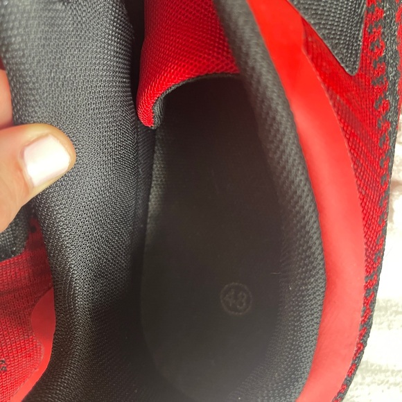 Red Cycling Shoes with Black Accents, size 48/14, worn twice, peloton pedals - Picture 4 of 10